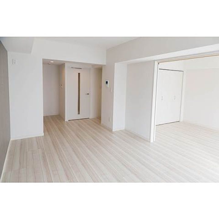 東京都港区高輪2(マンション)の賃貸物件の居間