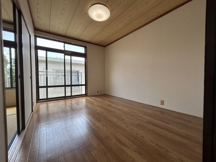 シティハイムマウンテンの居間