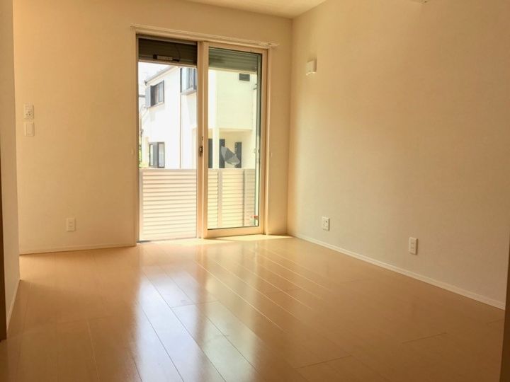 神奈川県横浜市港北区大倉山7(アパート)の賃貸物件の居間