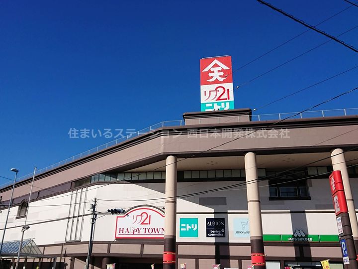 ラ・パレットの周辺