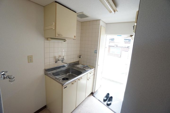 宮城県多賀城市伝上山3(アパート)の賃貸物件のキッチン