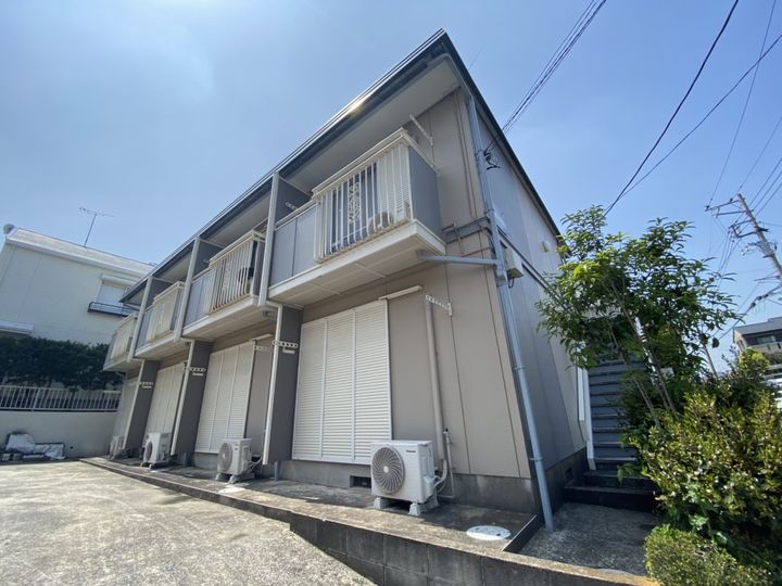 ジュネス弐番館の外観