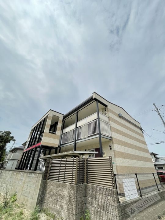 レオパレスタツミの外観