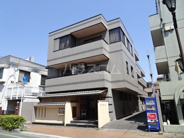 トーワマンションの外観