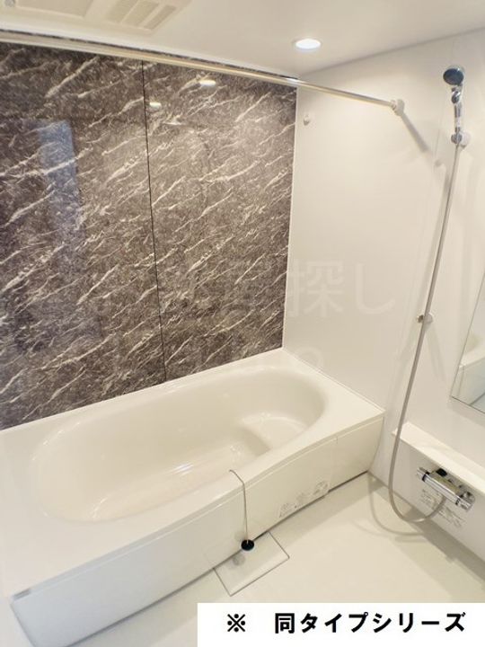 神奈川県南足柄市壗下(アパート)の賃貸物件の風呂