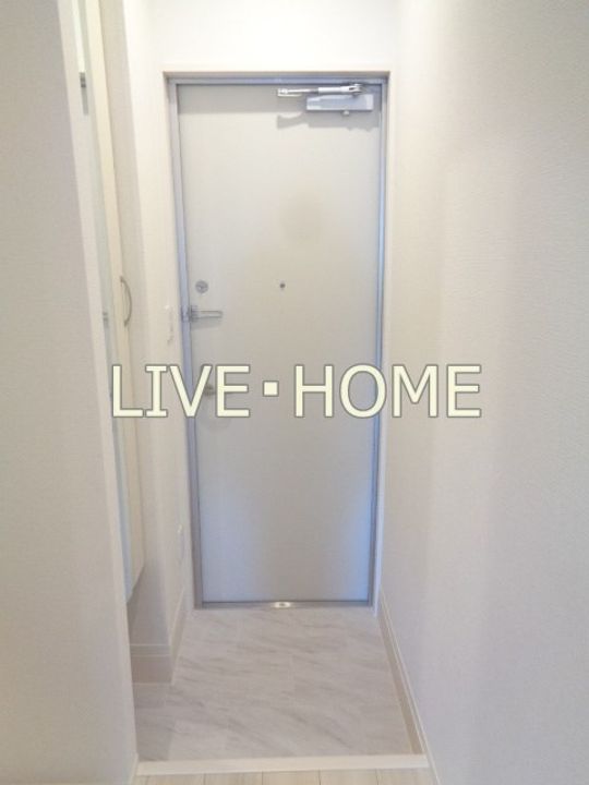 東京都中野区東中野5(アパート)の賃貸物件の玄関