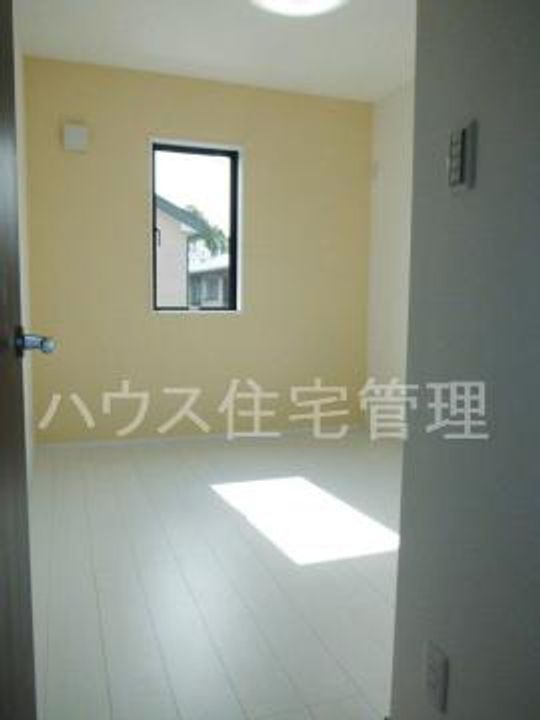 大阪府茨木市太田1(一戸建)の賃貸物件の居間