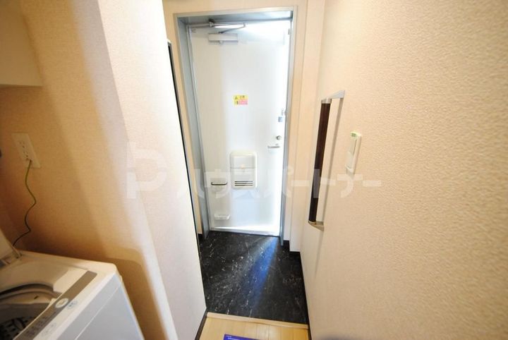 埼玉県さいたま市大宮区東町2(アパート)の賃貸物件の玄関