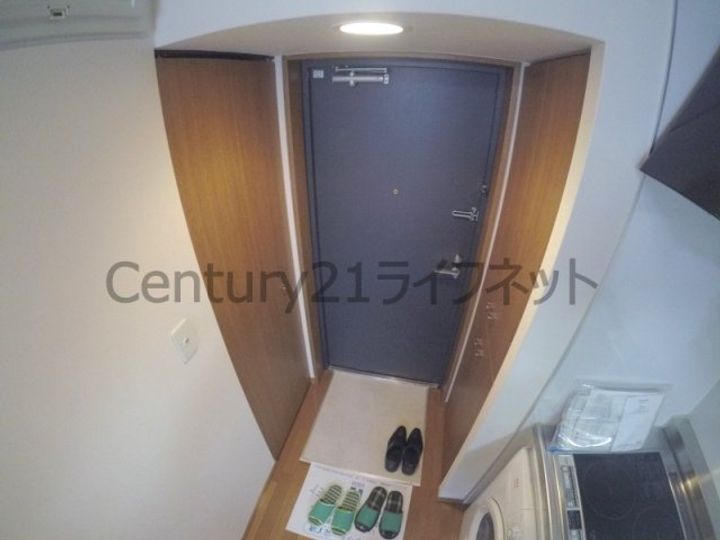 ISM中之島レジデンスの玄関