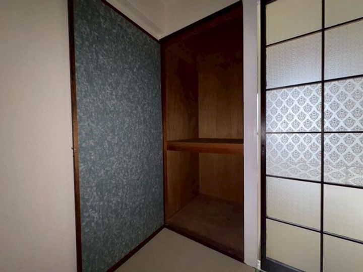 シャトー舟入の内装