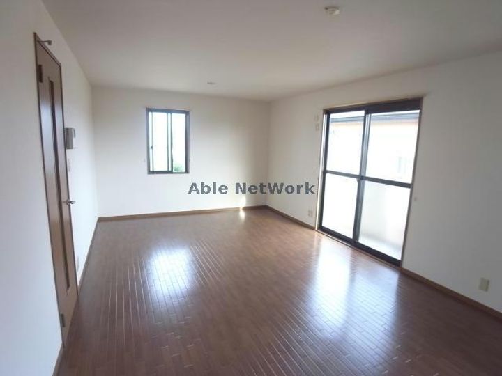 岐阜県羽島郡岐南町徳田1(アパート)の賃貸物件の居間