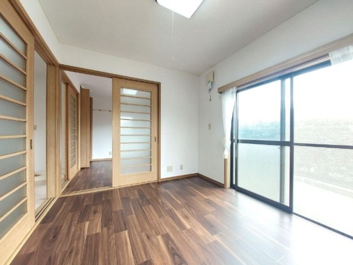 明聖ハイムの居間