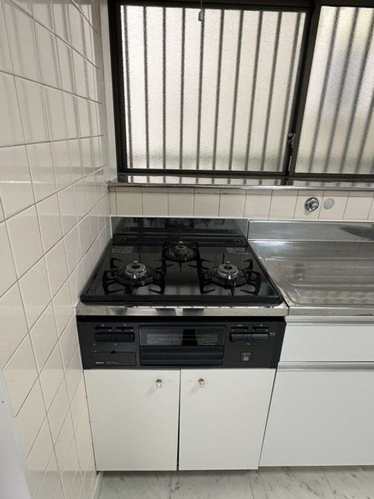 神奈川県川崎市宮前区馬絹4(一戸建)の賃貸物件のキッチン
