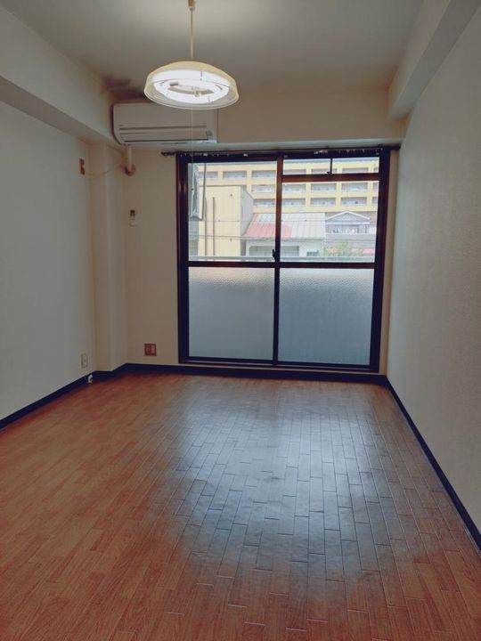 大阪府大阪市旭区高殿6(マンション)の賃貸物件の居間