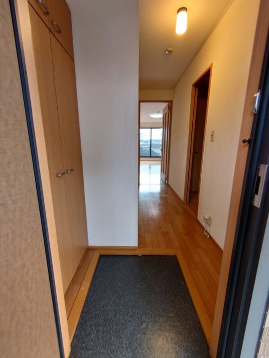 静岡県浜松市浜名区細江町広岡(アパート)の賃貸物件の玄関