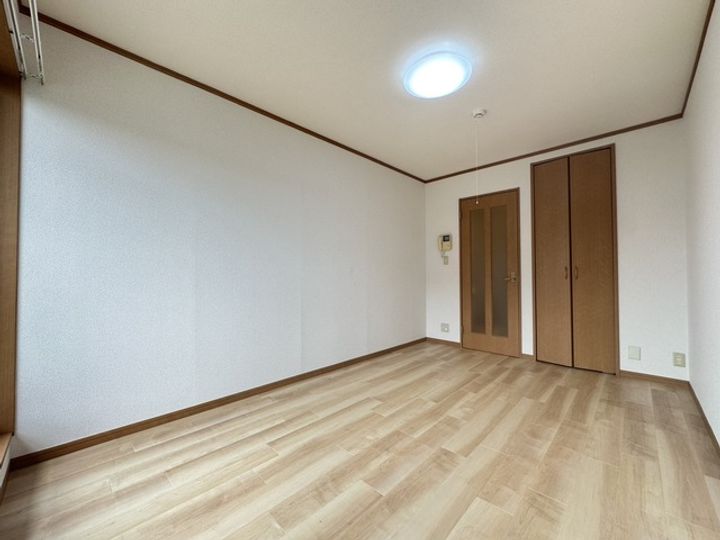 東京都八王子市大塚(アパート)の賃貸物件の居間