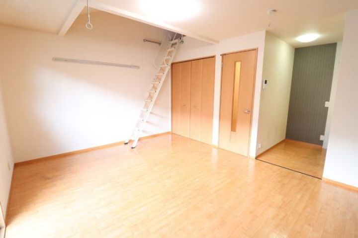 埼玉県越谷市蒲生西町2(アパート)の賃貸物件の居間