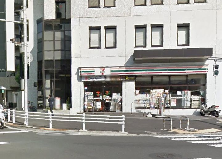 キャビンアリーナ南青山の周辺