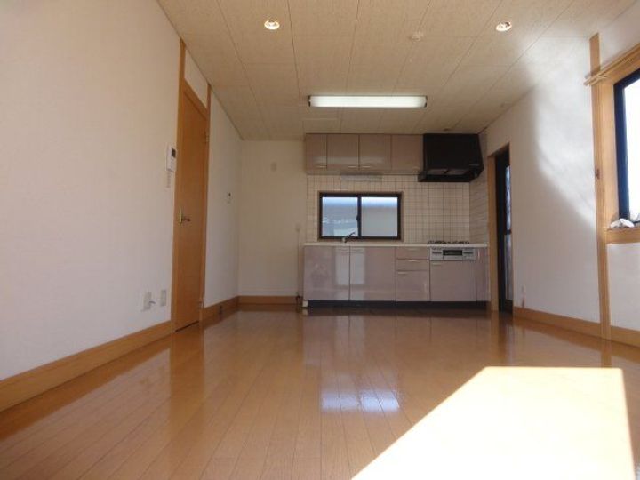 群馬県前橋市上佐鳥町(一戸建)の賃貸物件の居間