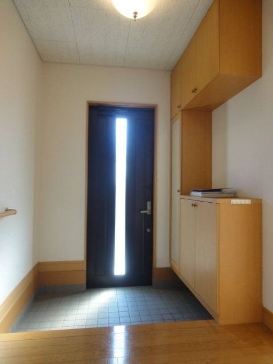 群馬県前橋市上佐鳥町(一戸建)の賃貸物件の玄関