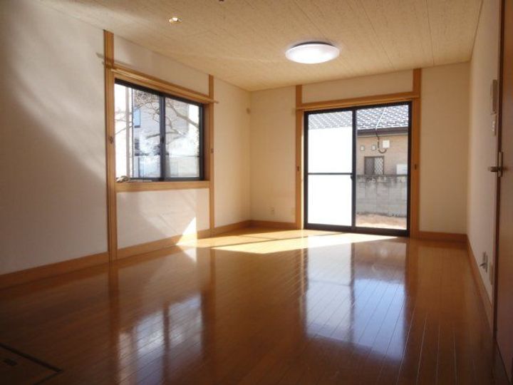 群馬県前橋市上佐鳥町(一戸建)の賃貸物件の居間