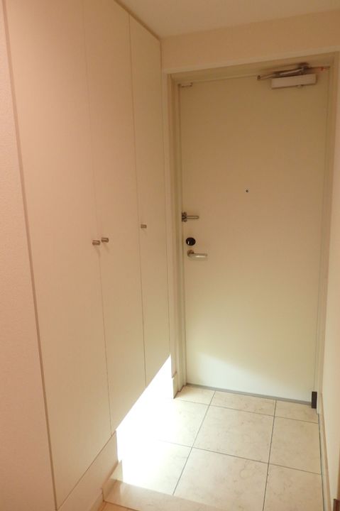 ロイヤルパークス豊洲の玄関