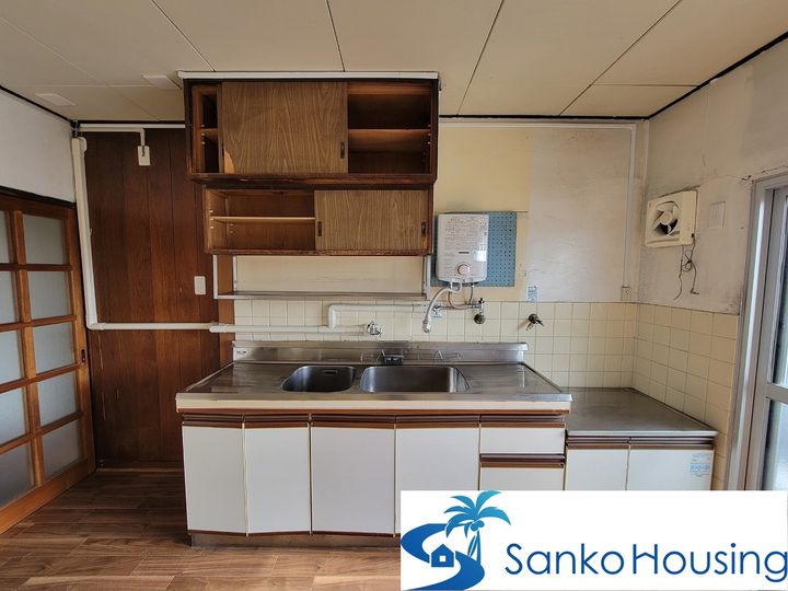 宮路池住宅のキッチン