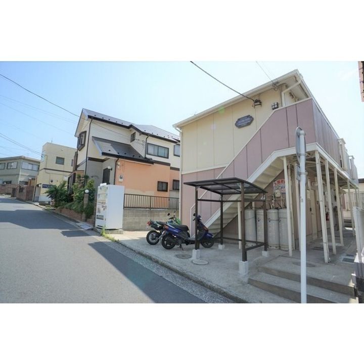シングルハイツの外観