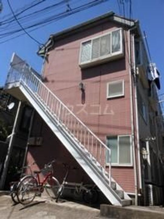ネオステーションプラザ白楽の外観