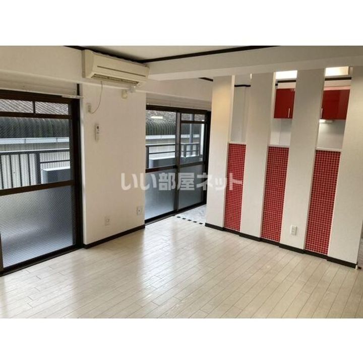 プロミネント石薬師の内装