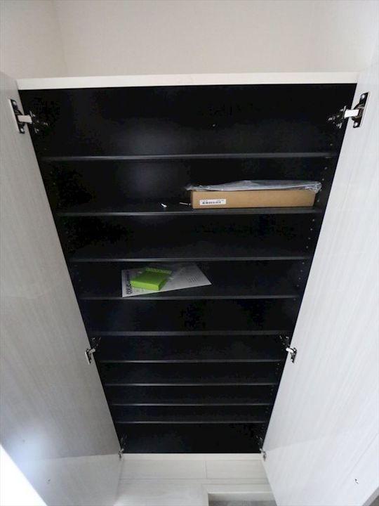 ハーモニーテラスT.H(ティーエイチ)の玄関