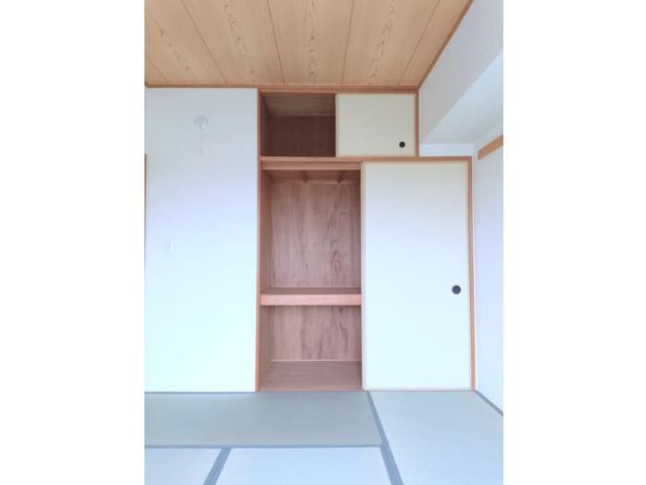 フレール助松101号棟の内装