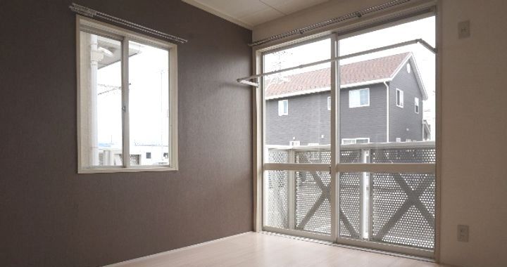 フレグランス山田の居間
