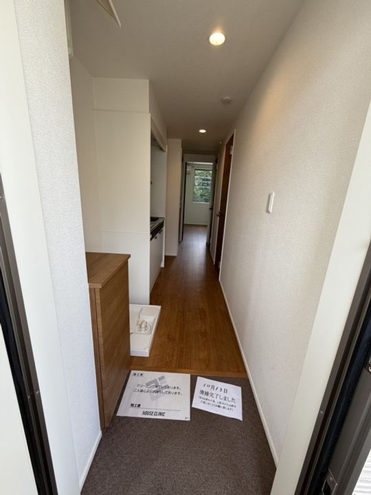 カインドネス八王子中央B棟の玄関