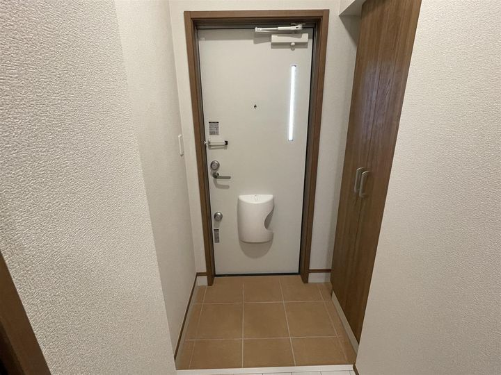 山形県天童市大字清池(アパート)の賃貸物件の玄関