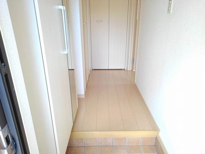 メゾン メルヴェーユIの玄関