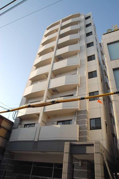 フロンティア加治屋の外観