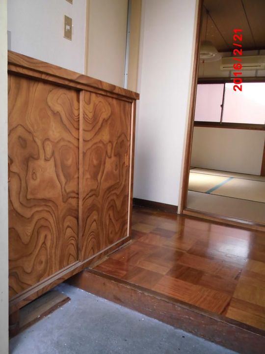 戸川コーポの玄関