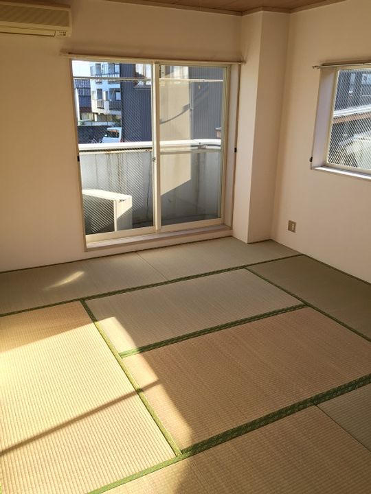メゾン明園の居間