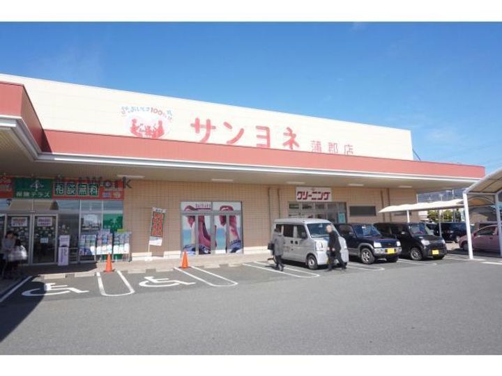 Warren minatoIの周辺