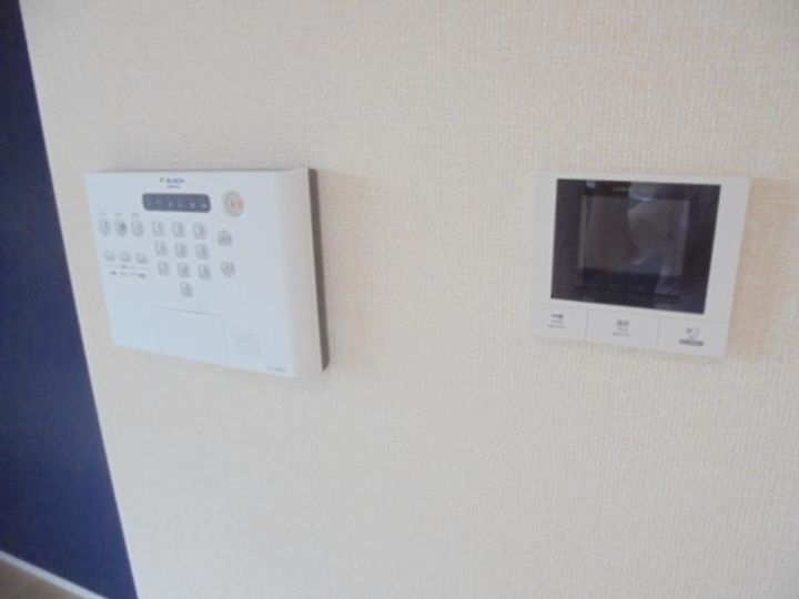 D-room売市右水門下の内装