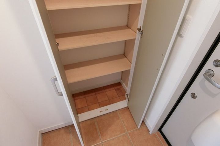 Curme belt(カームベルト)の玄関