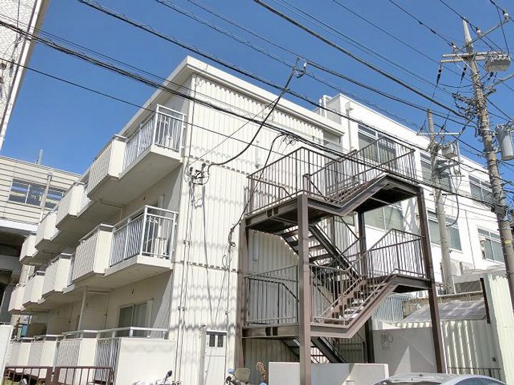 フラッツ金子の外観