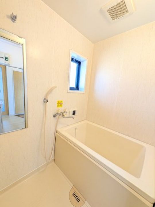 ウエストハウスBの風呂