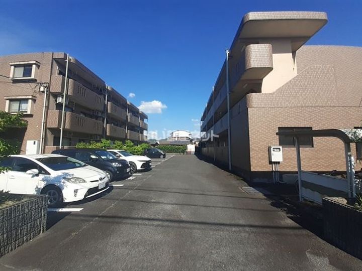 三重県伊賀市緑ケ丘東町(マンション)の賃貸物件の地図