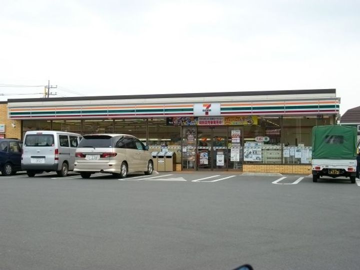 クロシェット Bの周辺