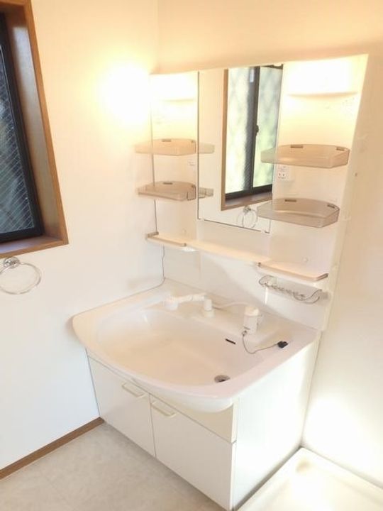 神奈川県横浜市栄区小菅ケ谷3(一戸建)の賃貸物件の内装