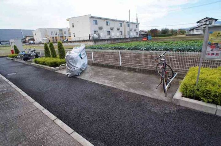 群馬県渋川市半田(アパート)の賃貸物件の地図