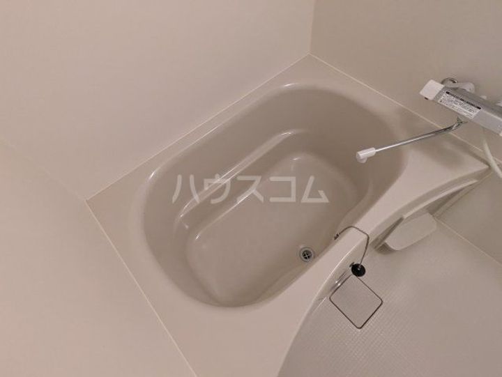 ジーメゾン海老名門沢橋の風呂