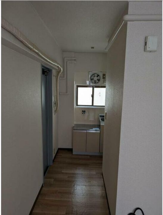 東京都港区芝5(マンション)の賃貸物件の内装